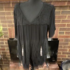 Knox Rose black lace top size xxl